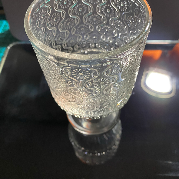 This is the glass. I use the sound of the glasses hitting each other as my audio.