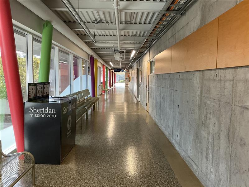 <ul><li>Different colors wall and painting on the wall and colorful background</li><li> 
          This is the hallway in H wing. </li><li>
H Wing</li><li>
Interior</li><li>
permanent space</li><li>
Mostly Student and staff</li>
          </ul>